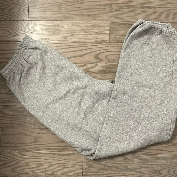 Men’s Gray Sweatpants - Picture 1 of 1